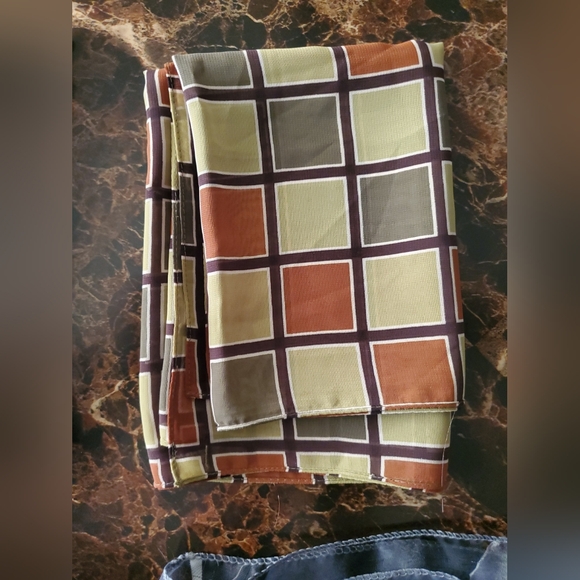 4 Women's Silky Sheer Scarves Scarf Wrap - Picture 4 of 13